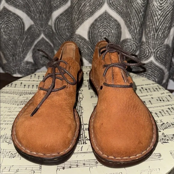 Born Brown Suede/ Brushed Leather Lace Up Oxford Loafers SZ EU 37/ US 6.5 - Picture 3 of 9